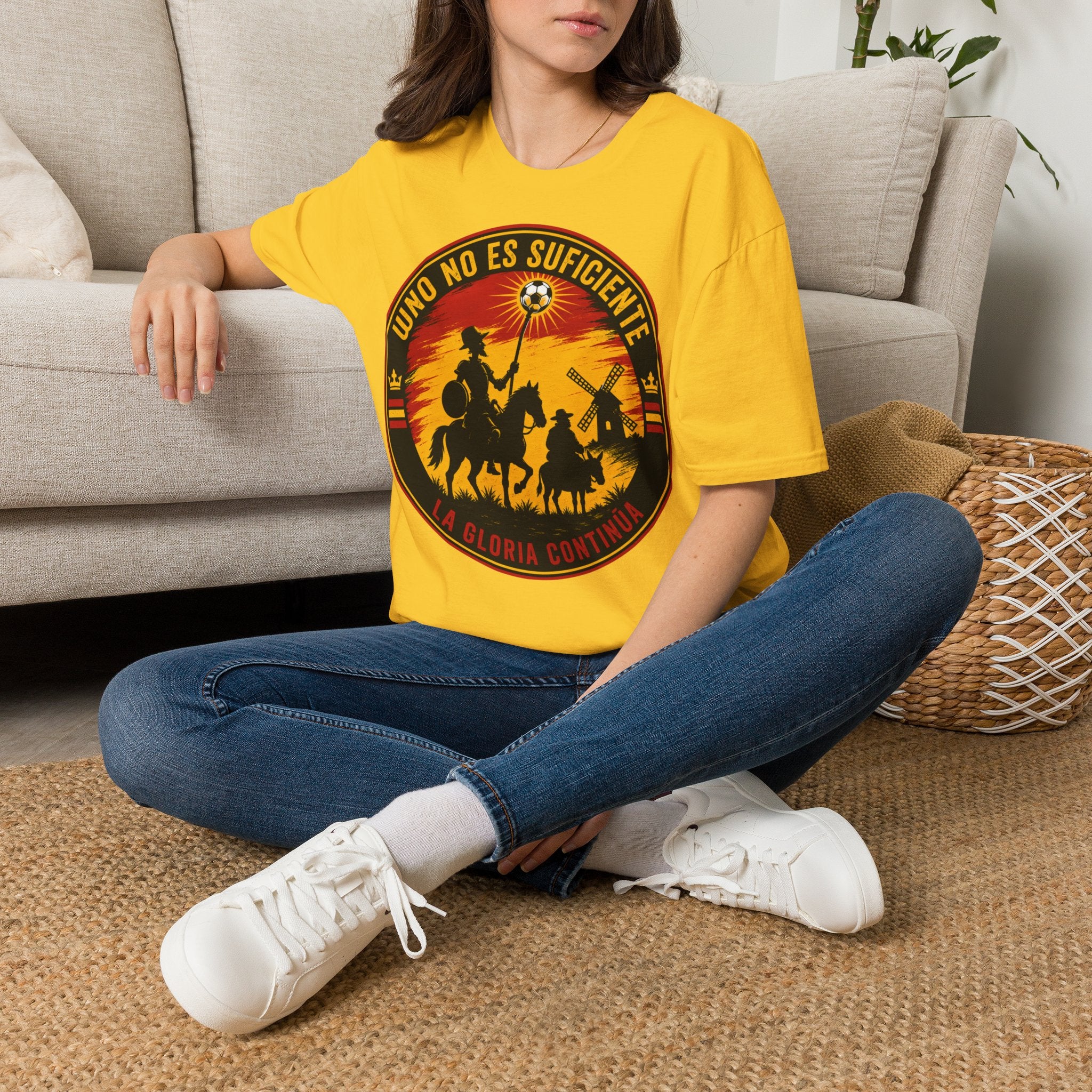 fifa-world-cup-2026-personalizable-spain-t-shirt-uno-no-es-suficiente-don-quixote-sunset-graphic - Retro Football Apparel oryggy