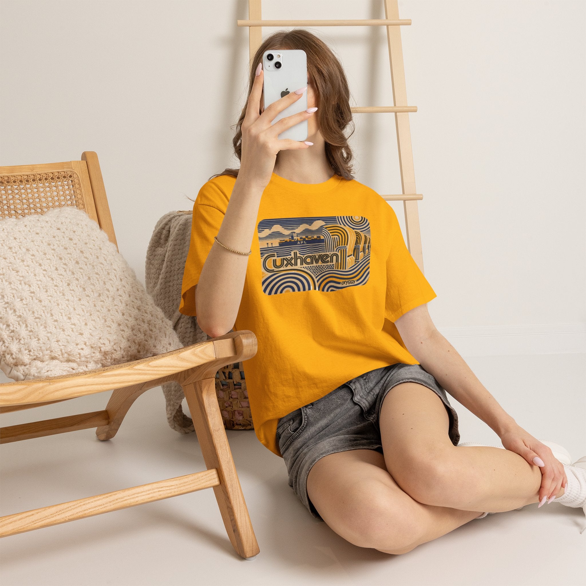 oryggy Originals Summer line Cuxhaven Retro Wave T‑Shirt — Vintage Coastal Graphic Tee