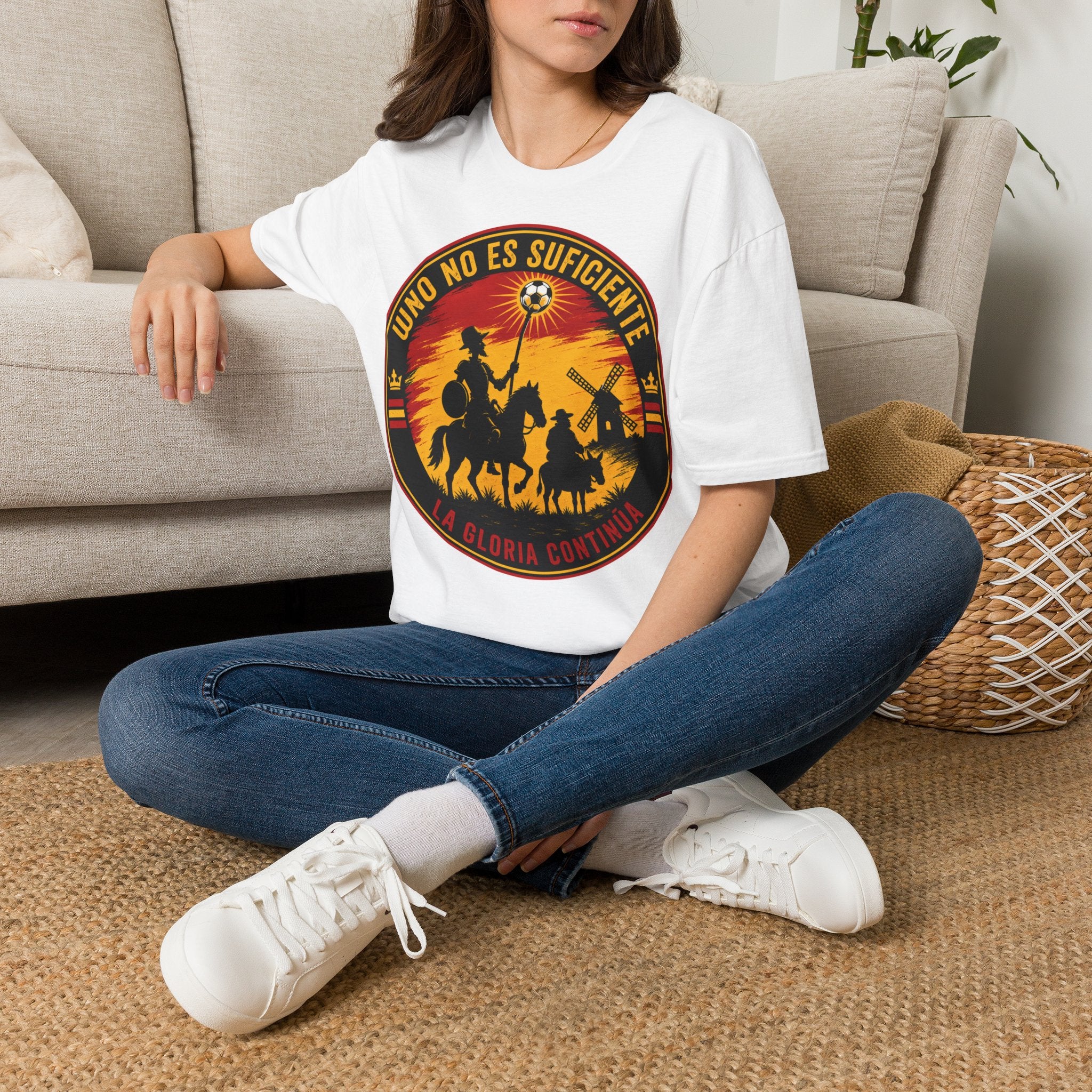 fifa-world-cup-2026-spain-t-shirt-uno-no-es-suficiente-don-quixote-sunset-graphic - Retro Football Apparel oryggy