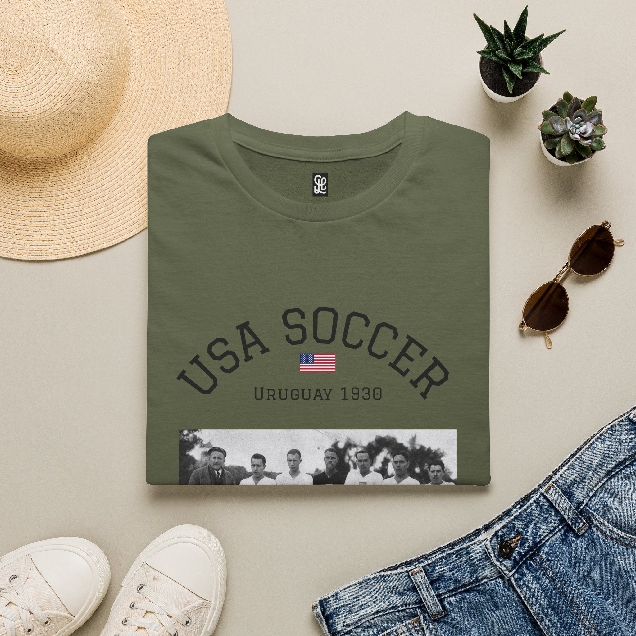 FIFA World Cup 2026 USA Soccer Vintage Team T-Shirt — Uruguay 1930 Retro Soccer Tee